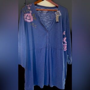 3x Embroidered Natural Reflections Top